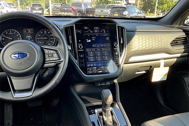 2025 Subaru Forester Limited Base photo 5