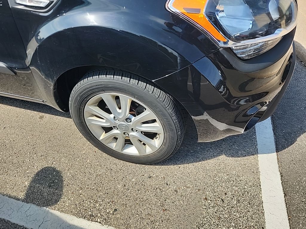 2013 Kia Soul Base photo 2