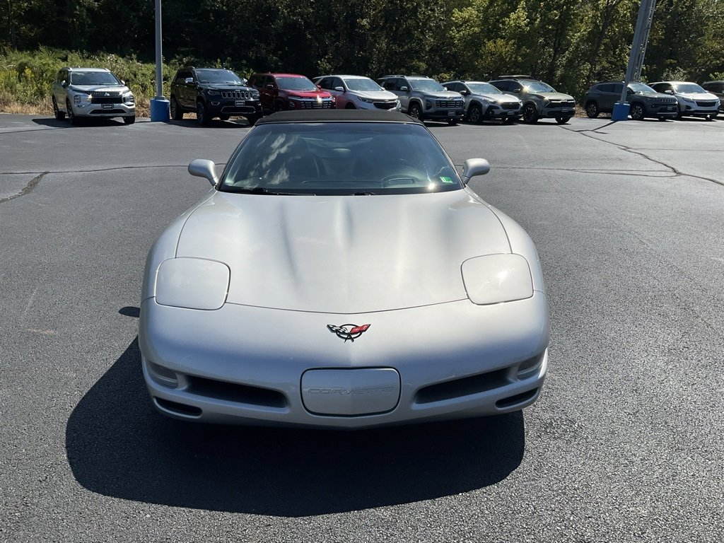 2004 Chevrolet Corvette Base photo 24