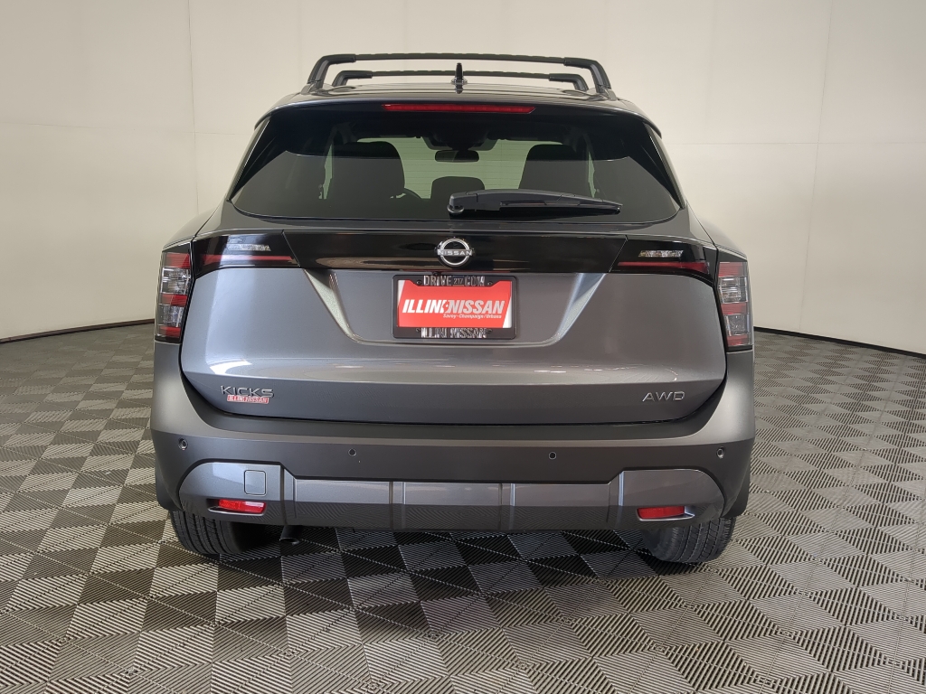 2026 Nissan Kicks SV photo 3