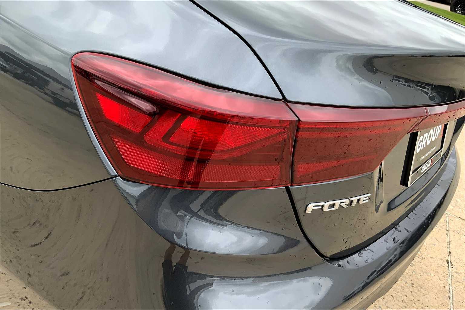 2024 Kia Forte LXS photo 28