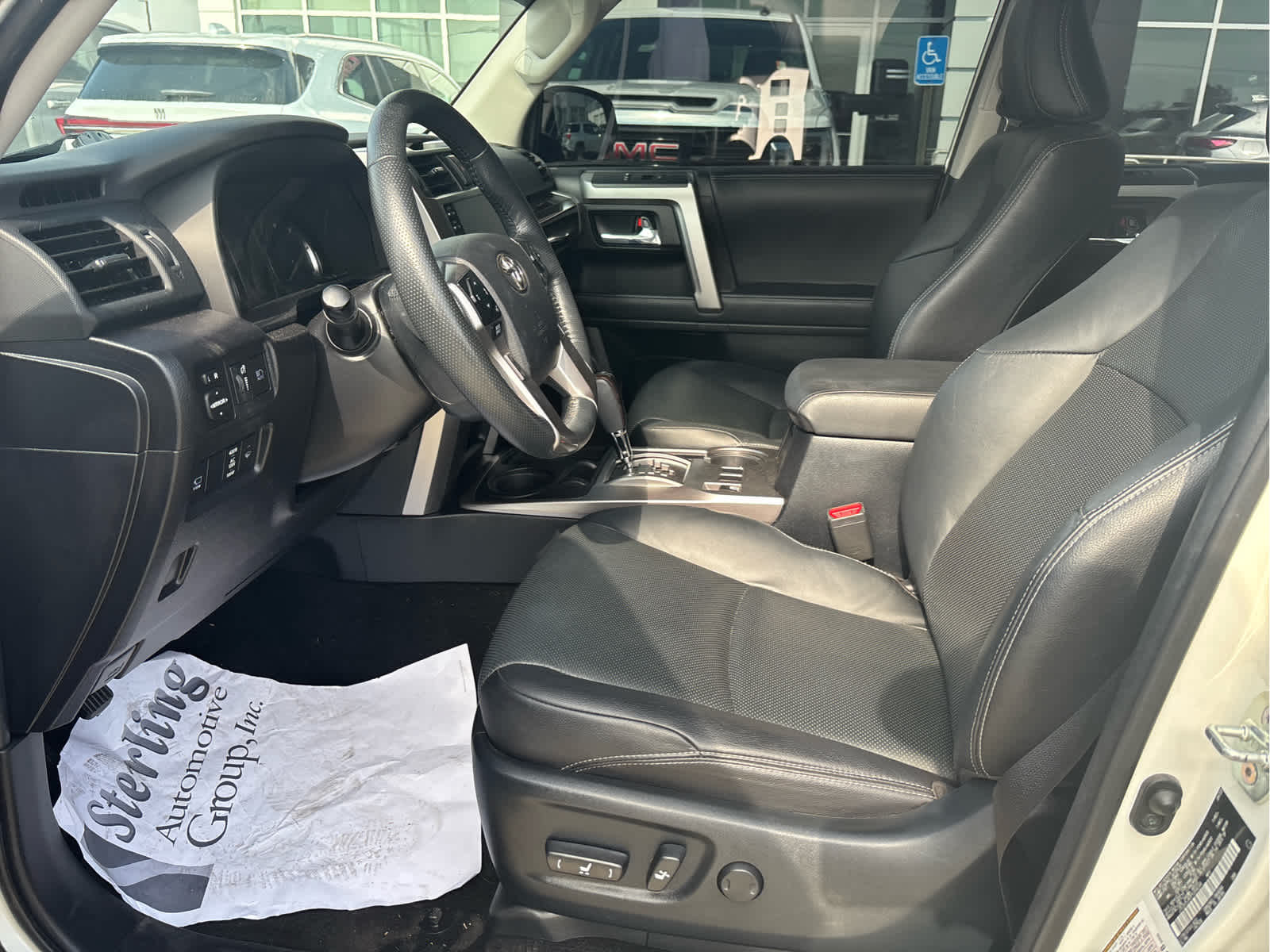 2023 Toyota 4Runner Limited photo 4