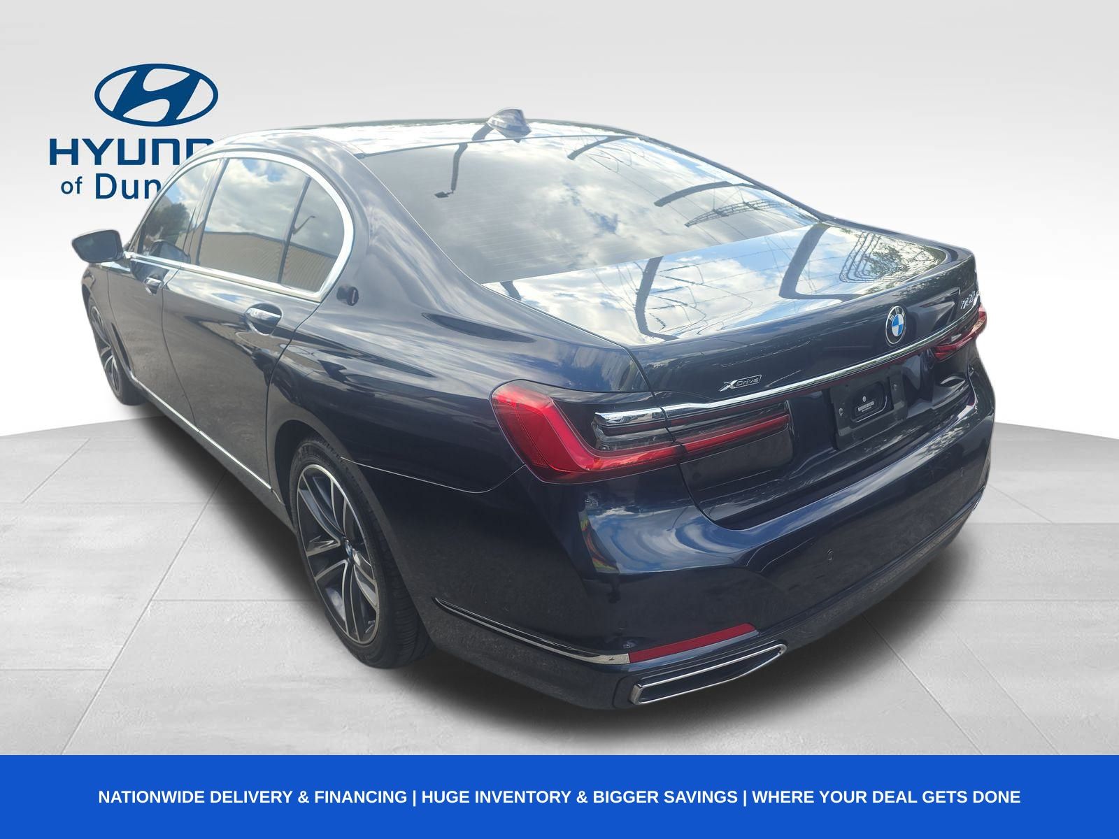 2021 BMW 7 Series 750's photo