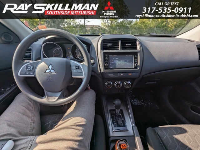 2022 Mitsubishi Eclipse Cross SE photo 18