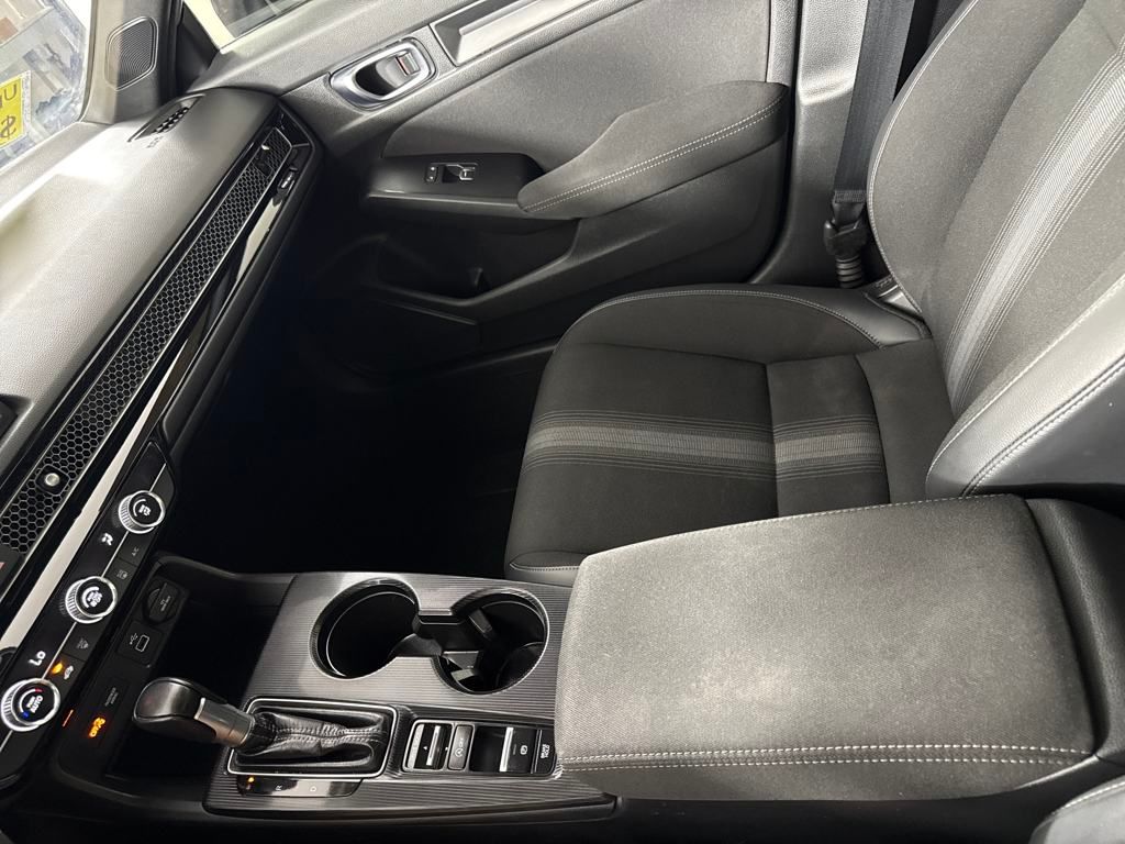 2022 Honda Civic Sport photo 12