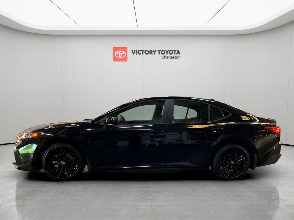 2026 Toyota Camry SE photo 2