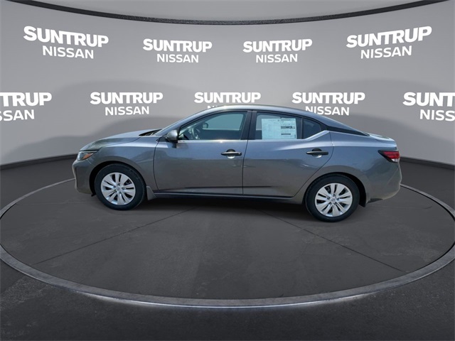 2025 Nissan Sentra S photo 5