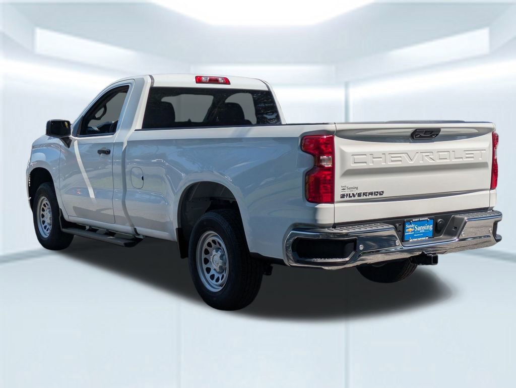 2026 Chevrolet Silverado 1500 LT photo 3