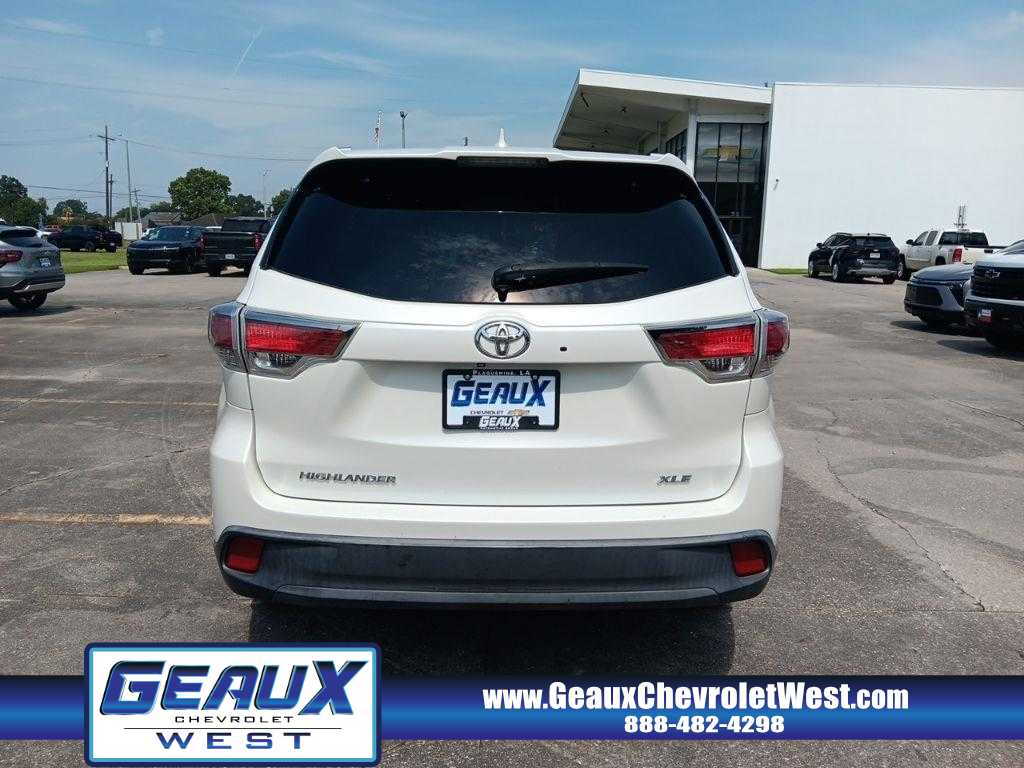 2015 Toyota Highlander XLE photo 3