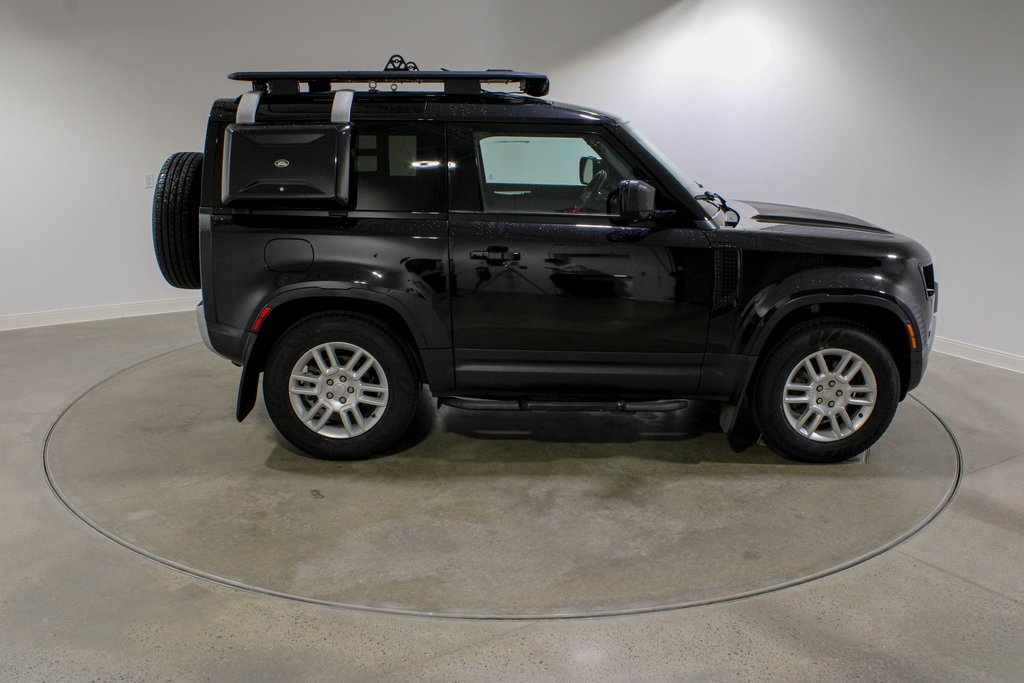 2021 Land Rover Defender 90 Standard photo 5