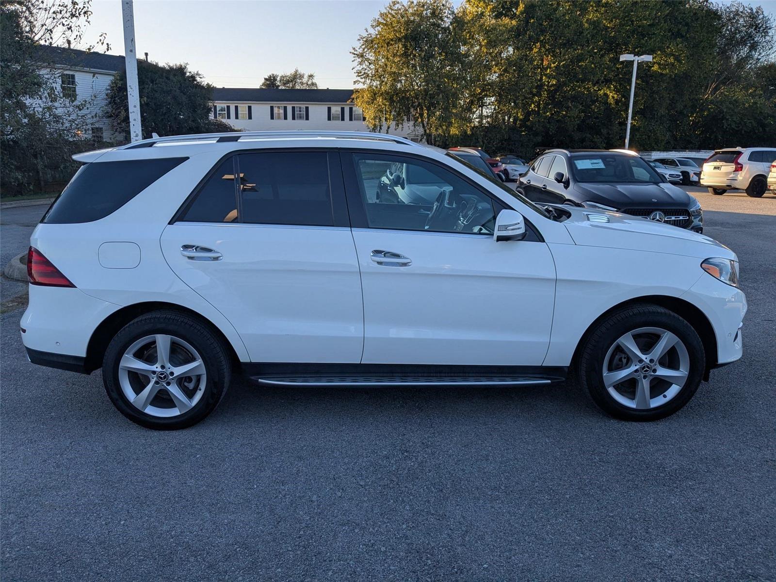 2018 Mercedes Benz GLE 350 4MATIC photo 4