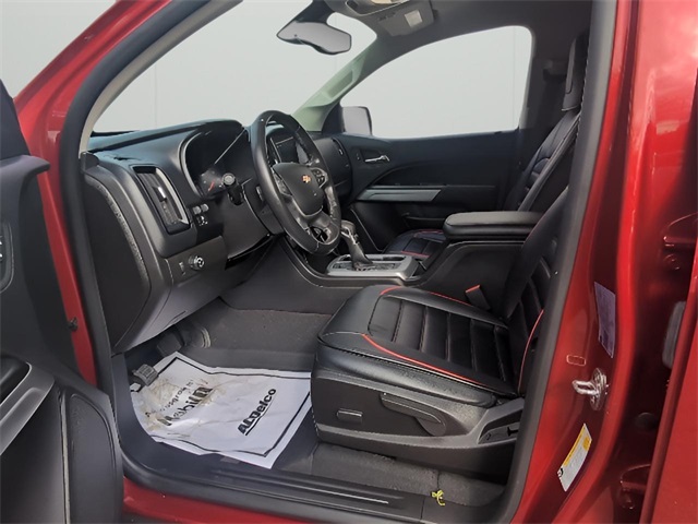 2022 Chevrolet Colorado LT photo 11