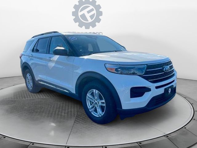 2022 Ford Explorer XLT photo 2
