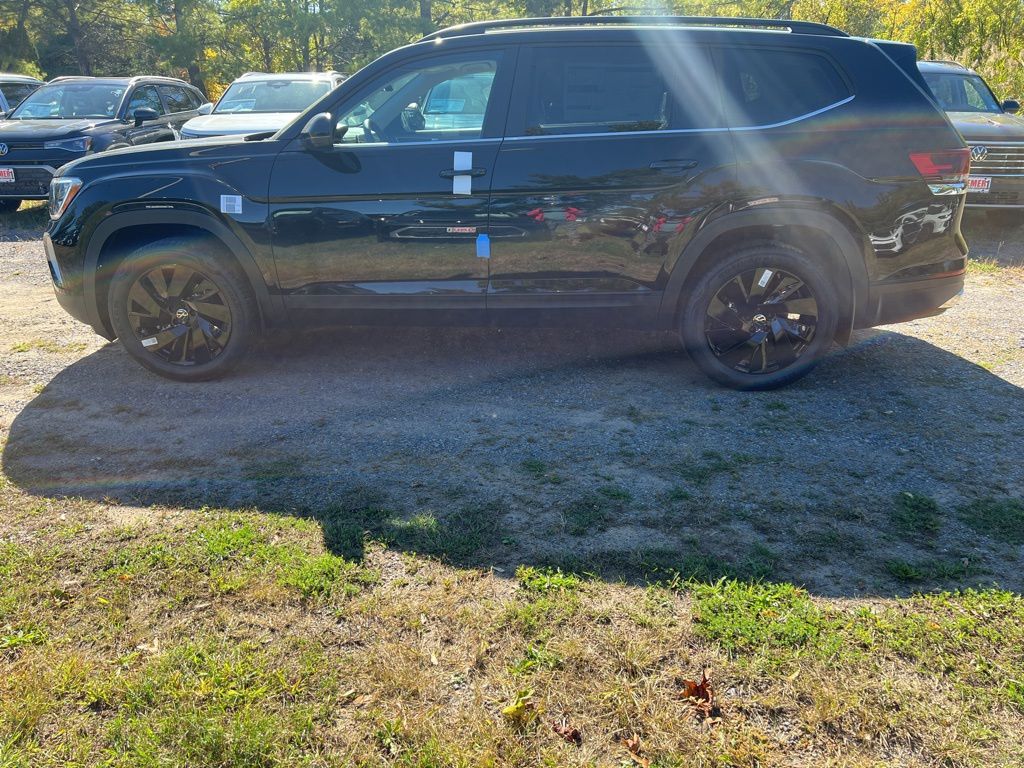 2026 Volkswagen Atlas SE Technology photo 10