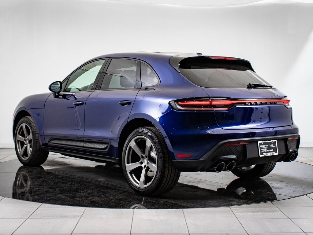 2024 Porsche Macan T photo 3