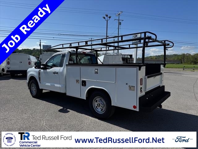 2025 Ford F-250 XL photo 3