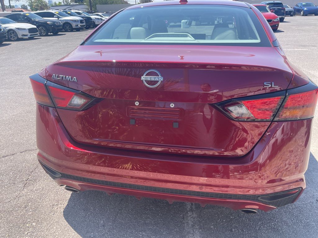 2024 Nissan Altima 2.5 SL photo 3