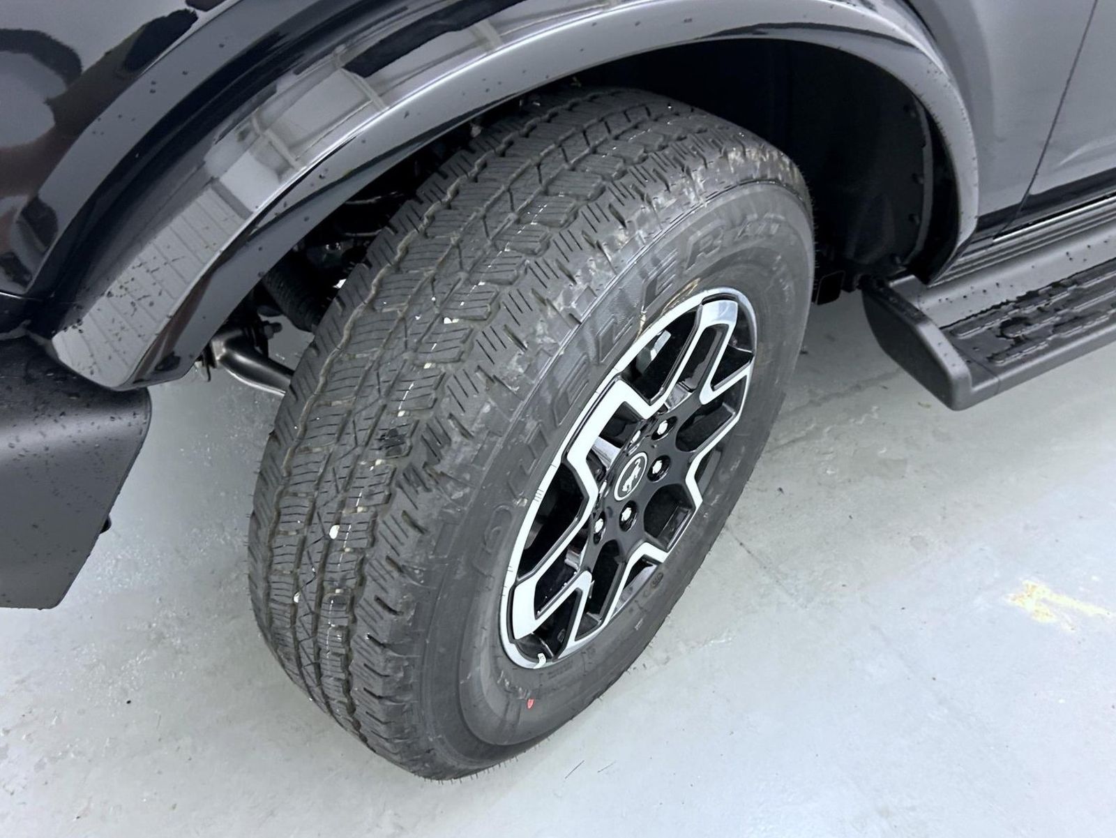 2025 Ford Bronco Outer Banks photo 21