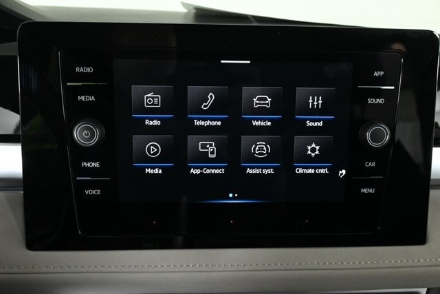 2025 Volkswagen Taos SE photo 29