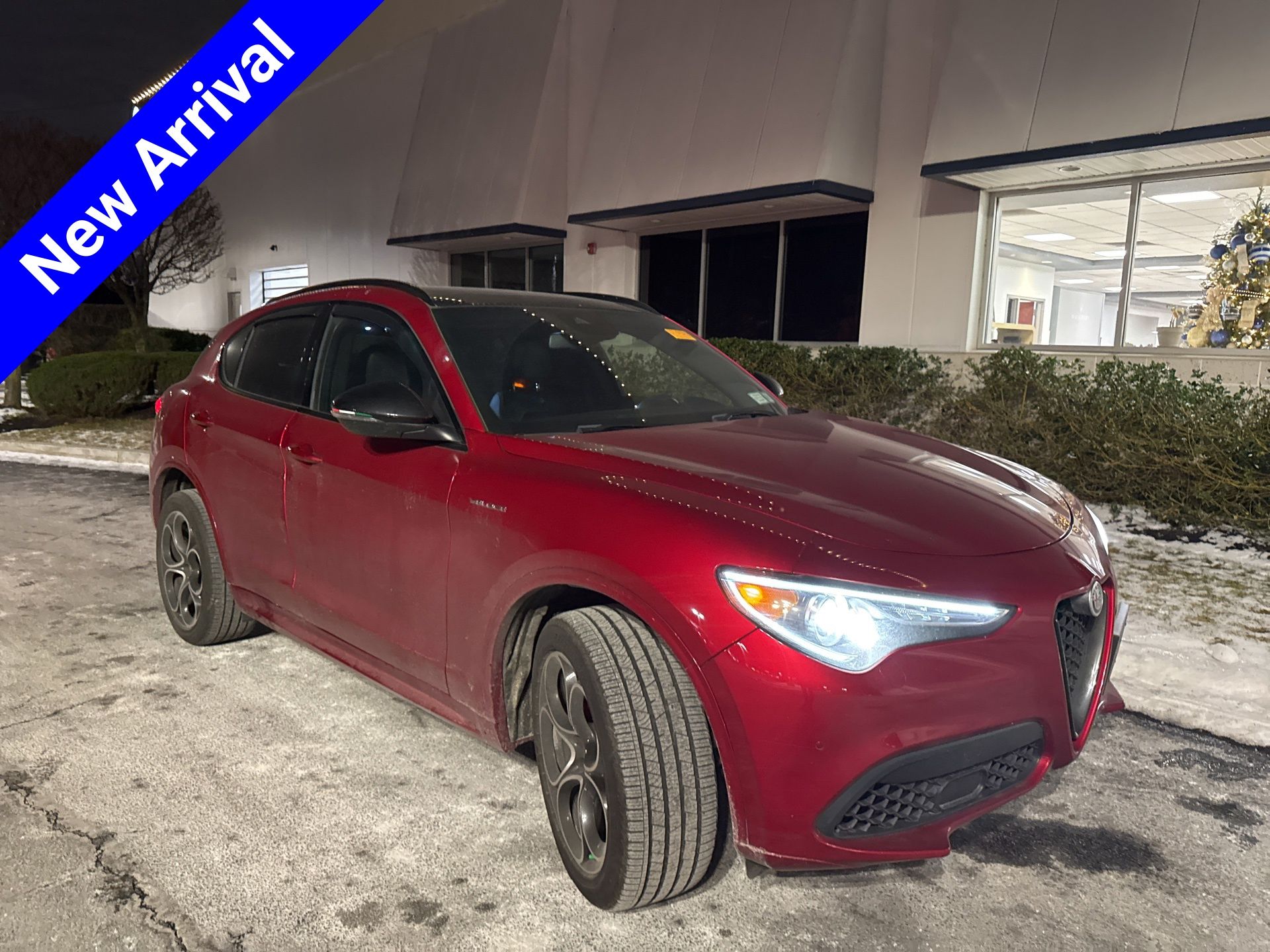 2022 Alfa Romeo Stelvio Ti Veloce's photo