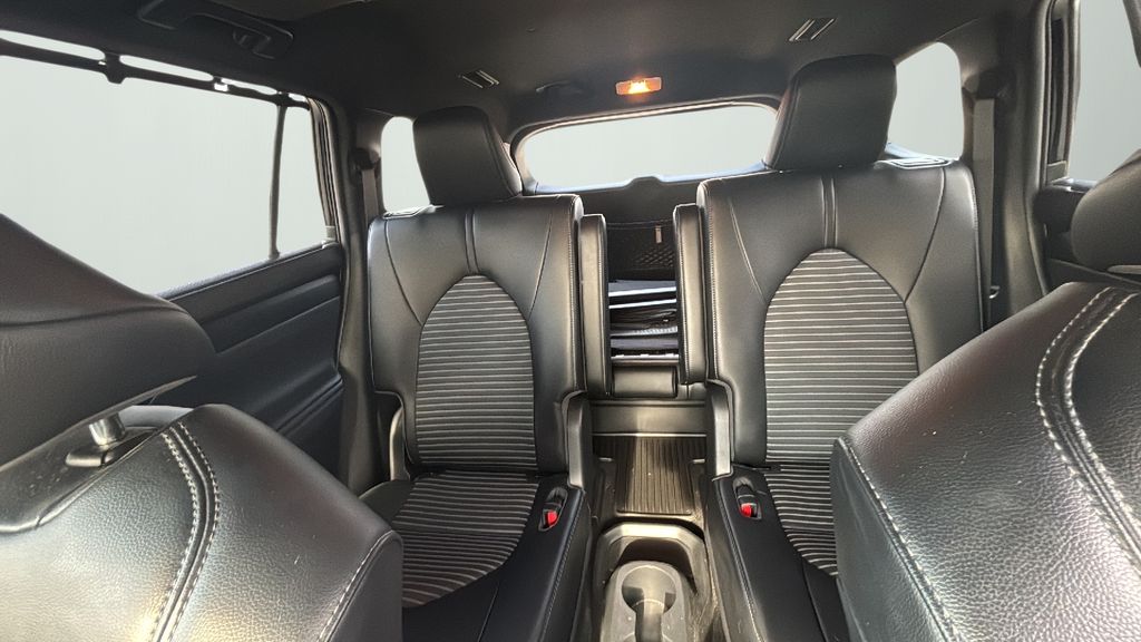 2023 Toyota Highlander XSE photo 10
