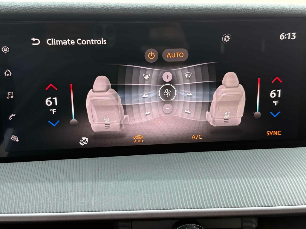 2025 Nissan Murano SV photo 9