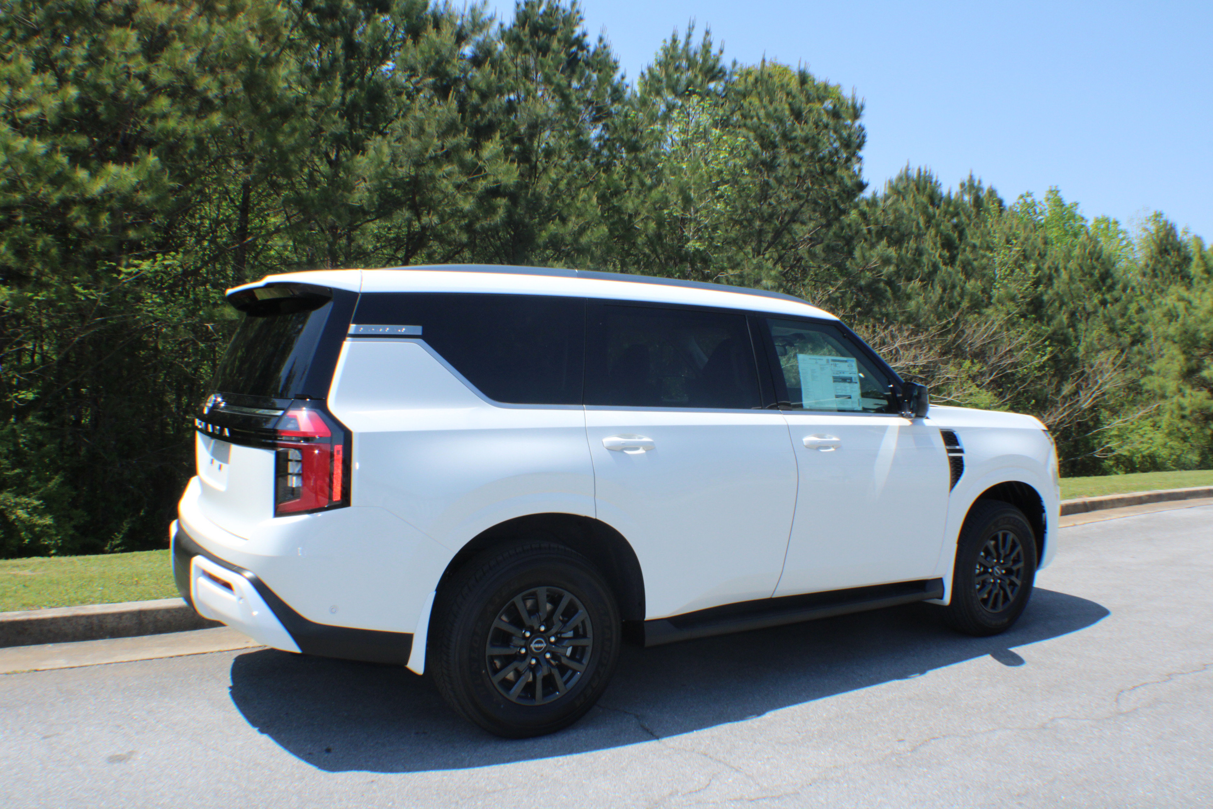 2025 Nissan Armada SV photo 2