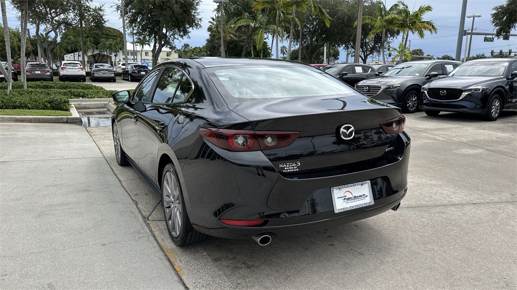 2022 Mazda Mazda3 Select photo 9