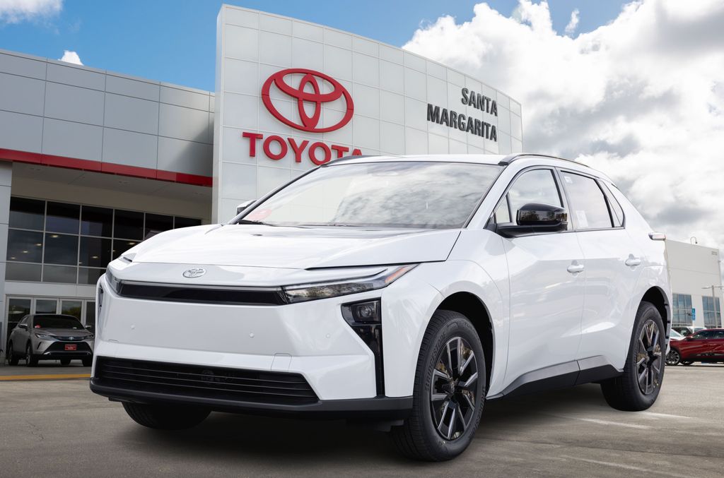 2026 Toyota bZ XLE's photo