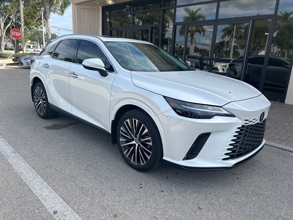 2023 Lexus RX 350's photo
