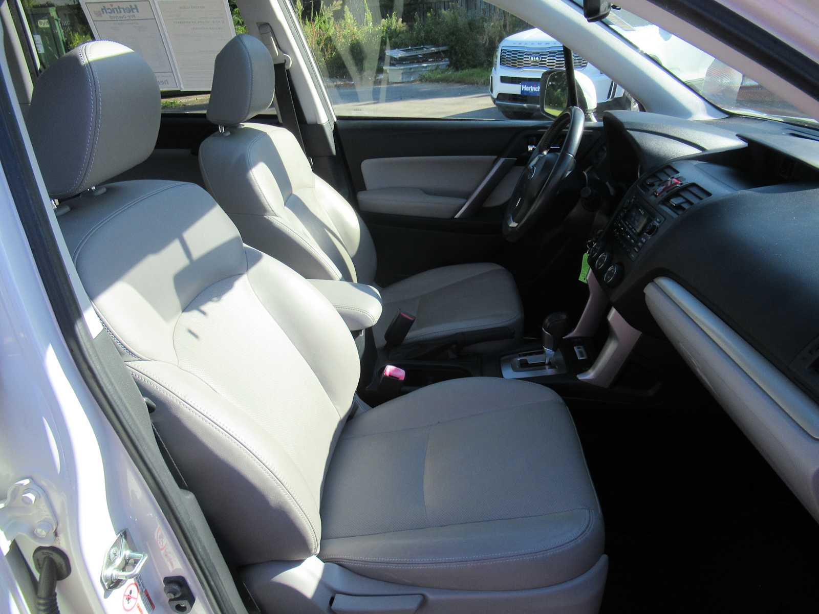 2015 Subaru Forester 2.5i Limited photo 19