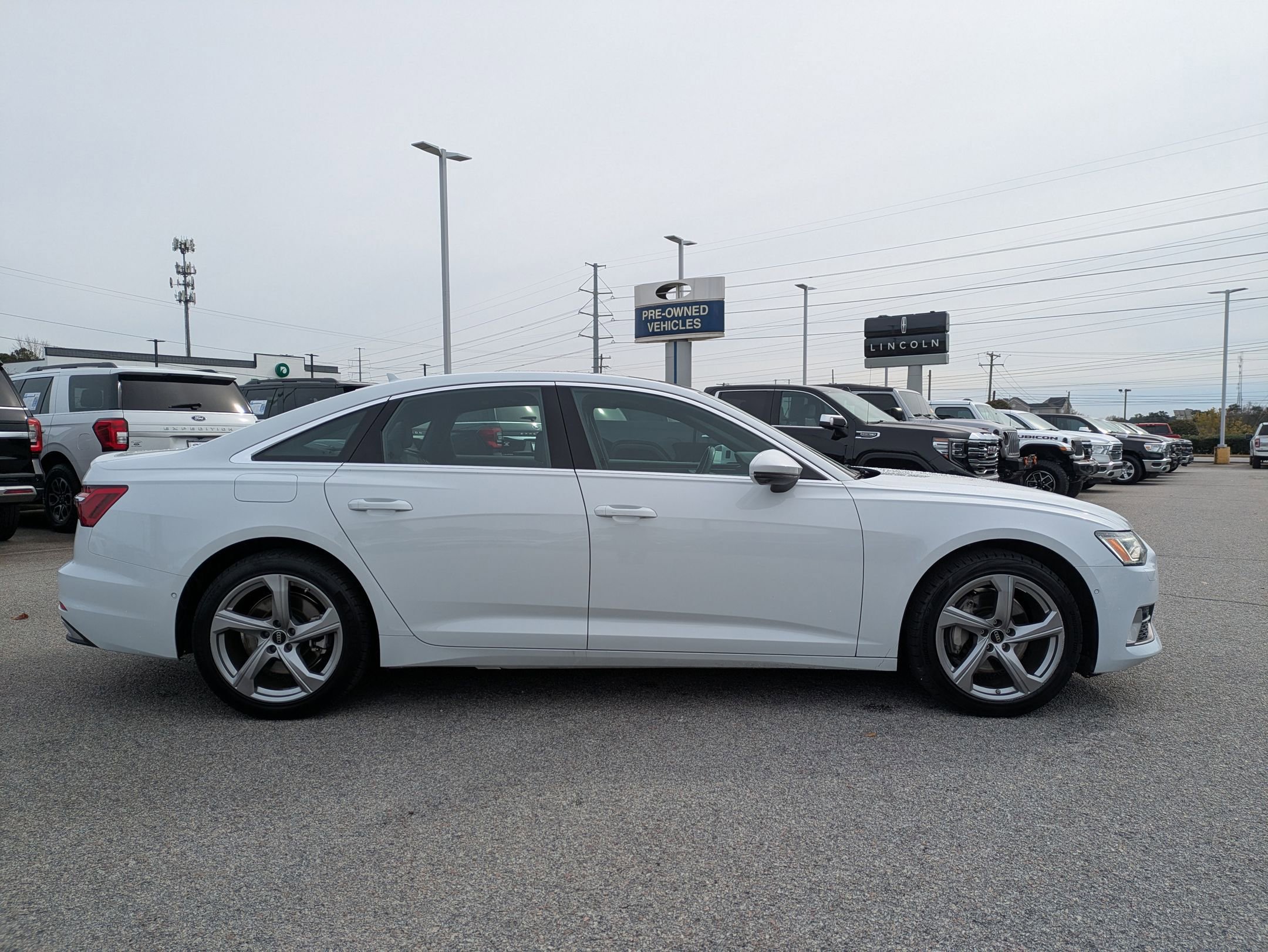 2024 Audi A6 Quattro Premium Plus photo 3