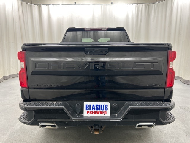 2022 Chevrolet Silverado 1500 RST photo 2