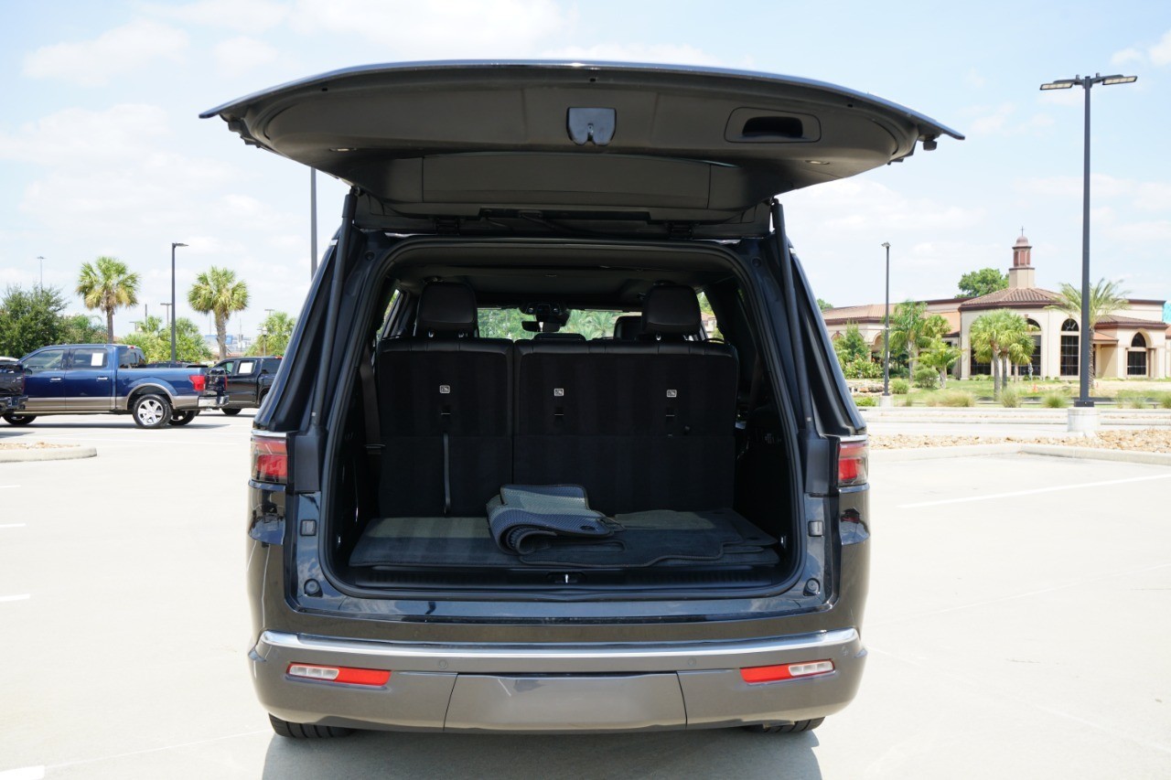2022 Jeep Wagoneer Series II photo 40