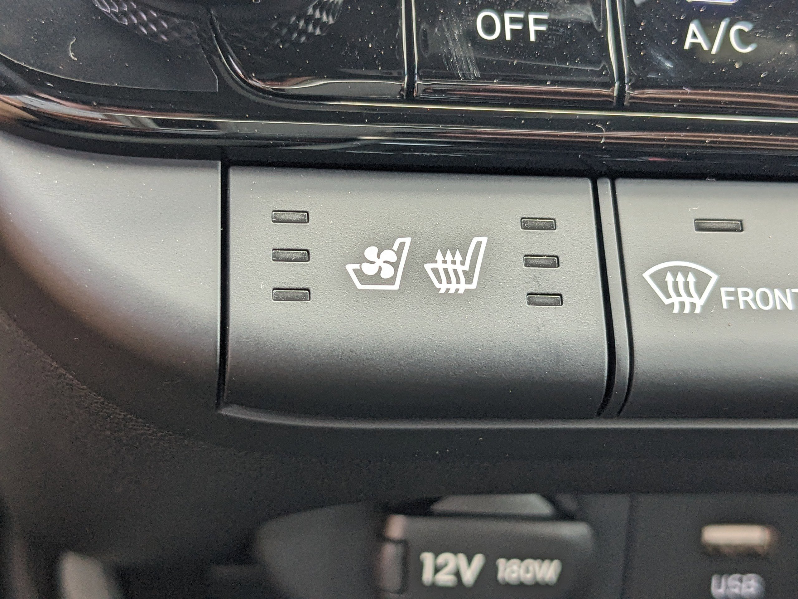 2025 Hyundai Elantra Hybrid Limited photo 24