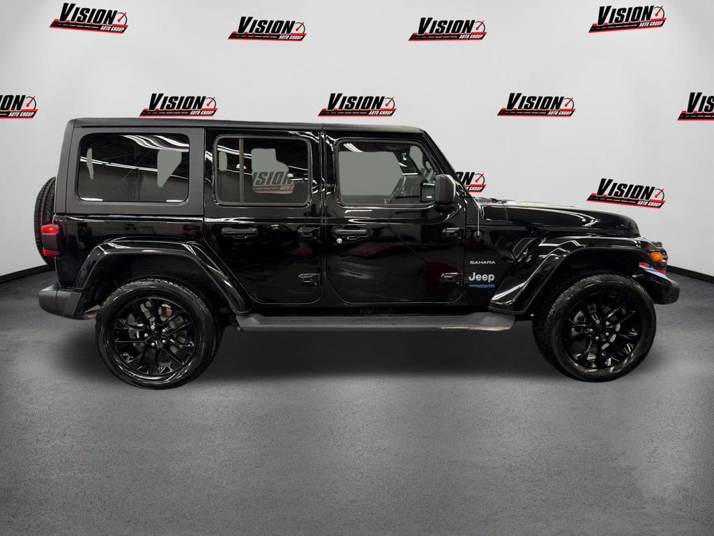 2022 Jeep Wrangler Unlimited Sahara 4xe photo 4