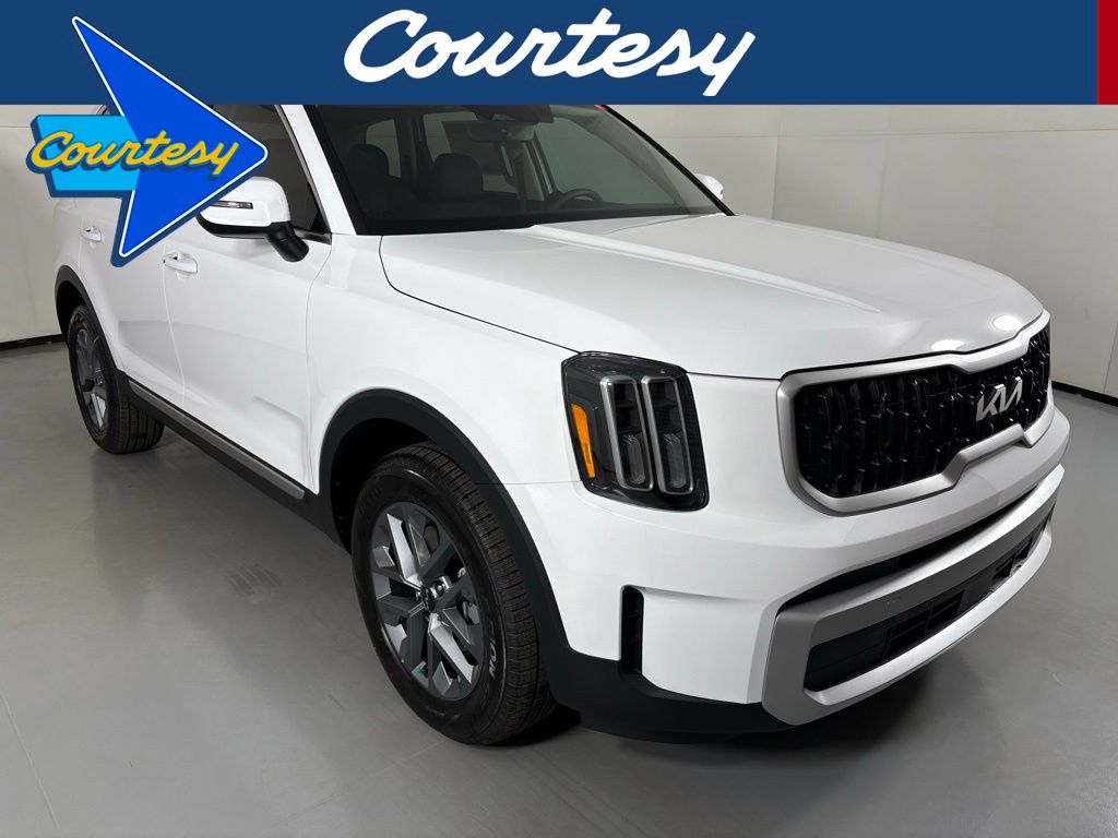 2025 Kia Telluride LX's photo