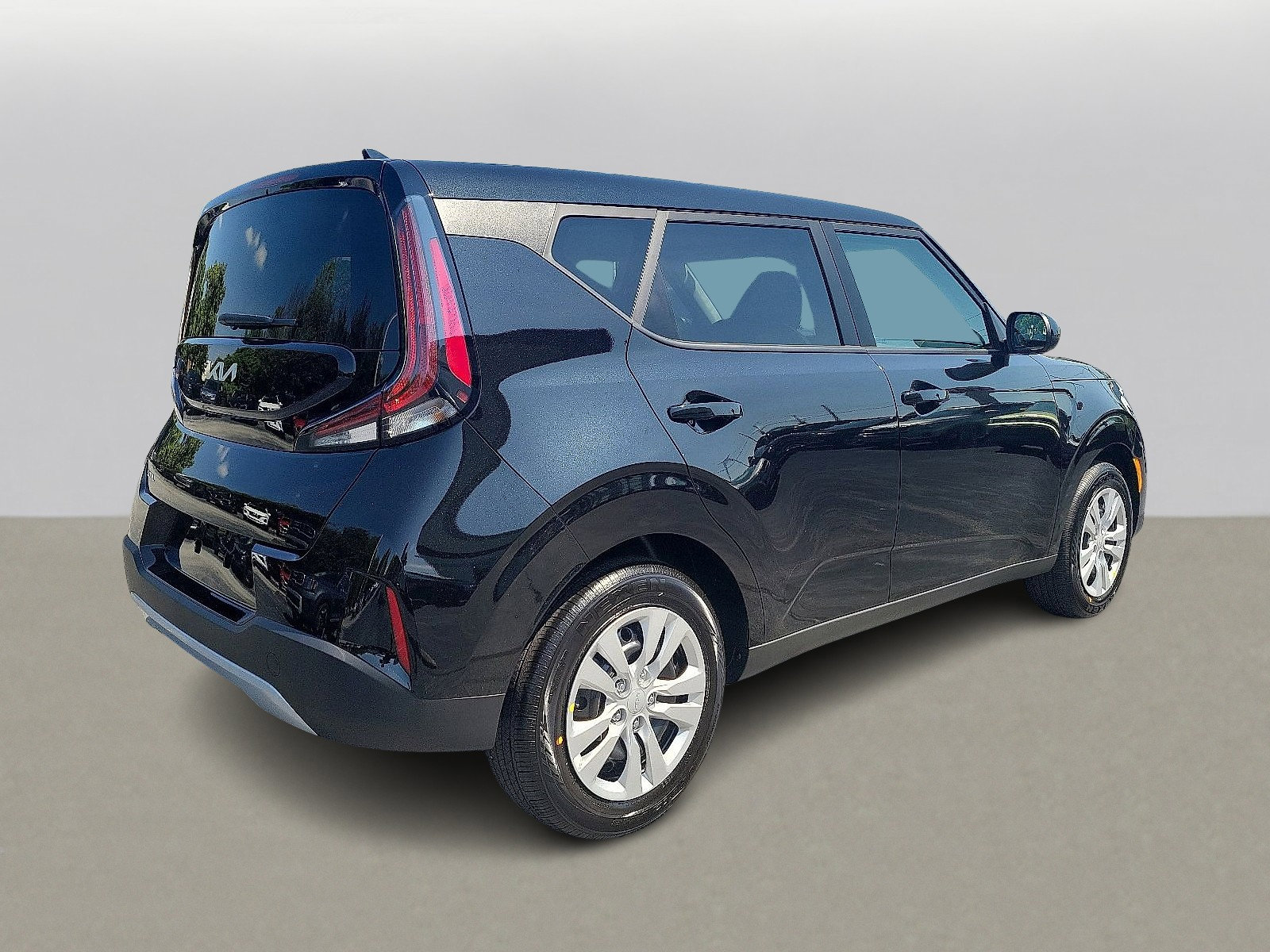 2025 Kia Soul LX photo 4