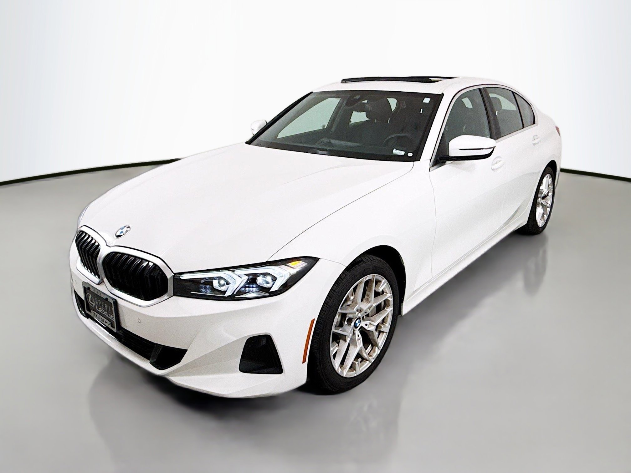 2025 Bmw 330i photo 3