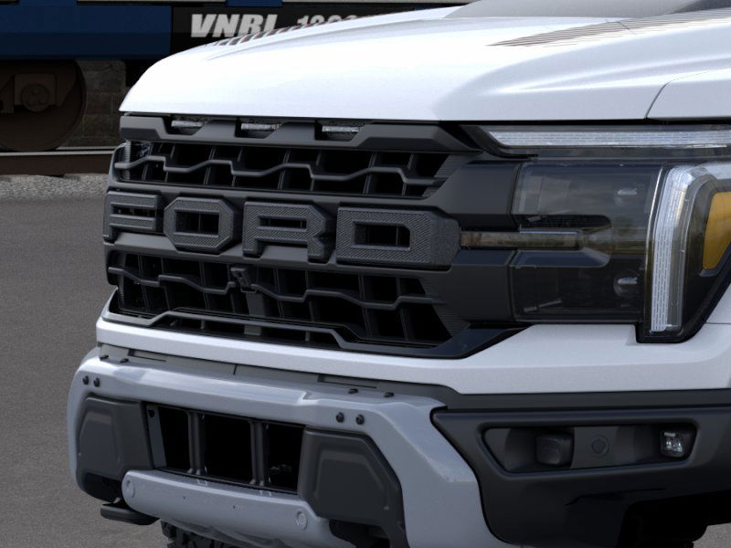 2025 Ford F-150 Raptor photo 9