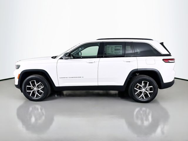 2025 Jeep Grand Cherokee Limited photo 2