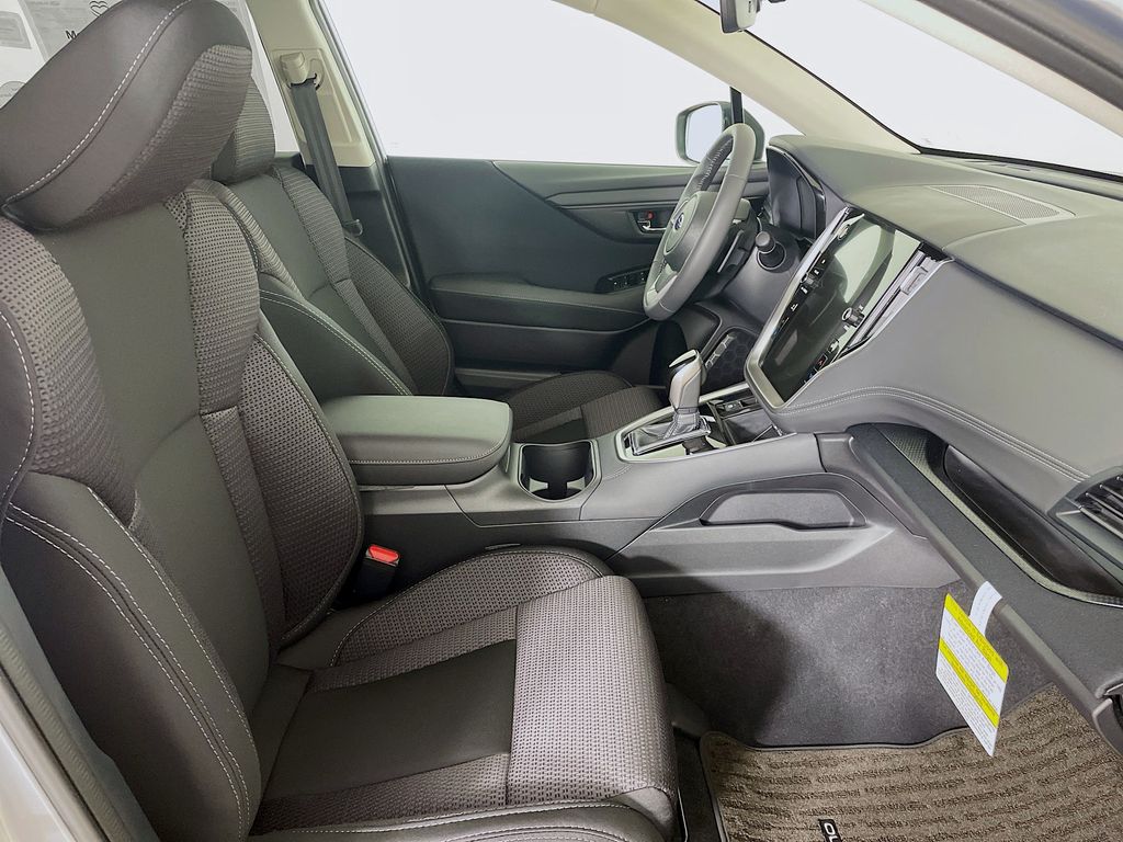 2025 Subaru Outback Premium photo 25