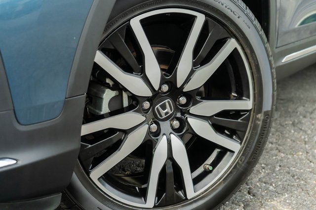 2022 Honda Pilot Touring photo 2