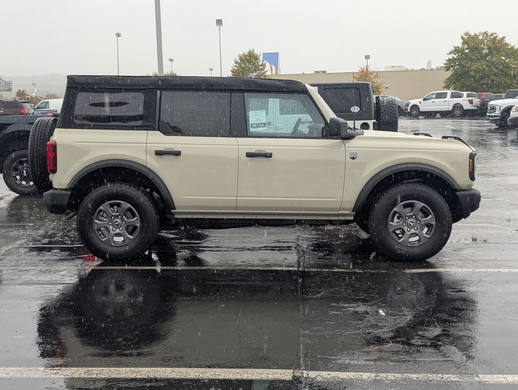 2025 Ford Bronco Big Bend photo 3