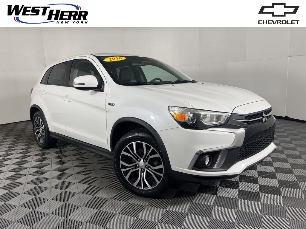 2018 Mitsubishi Outlander Sport SE's photo
