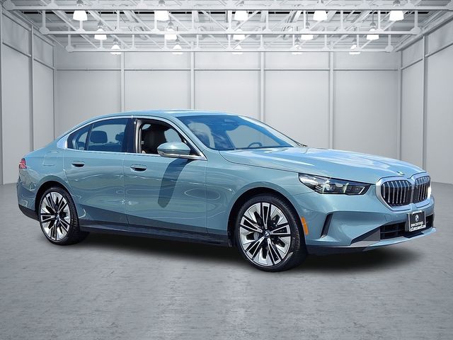 2025 Bmw 530i xDrive photo 3
