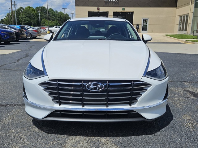2022 Hyundai Sonata SE photo 2