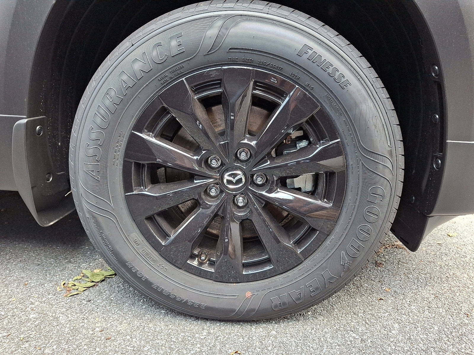 2025 Mazda CX-50 Preferred photo 4