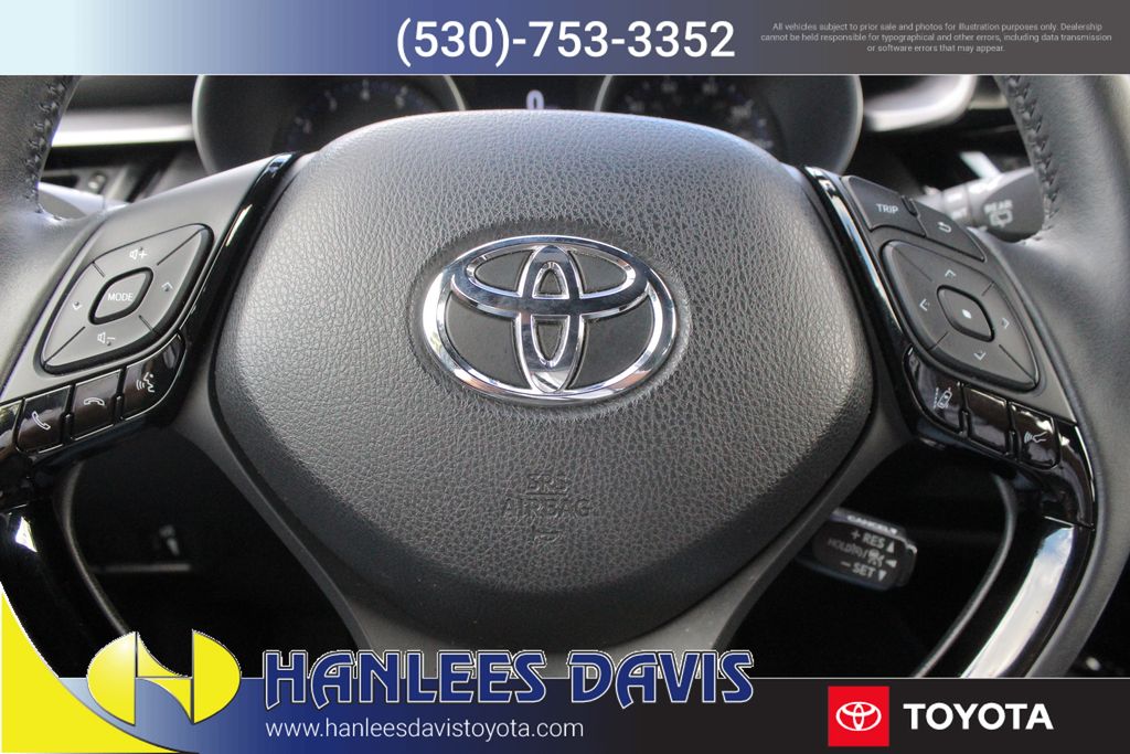 2022 Toyota C-HR photo 21