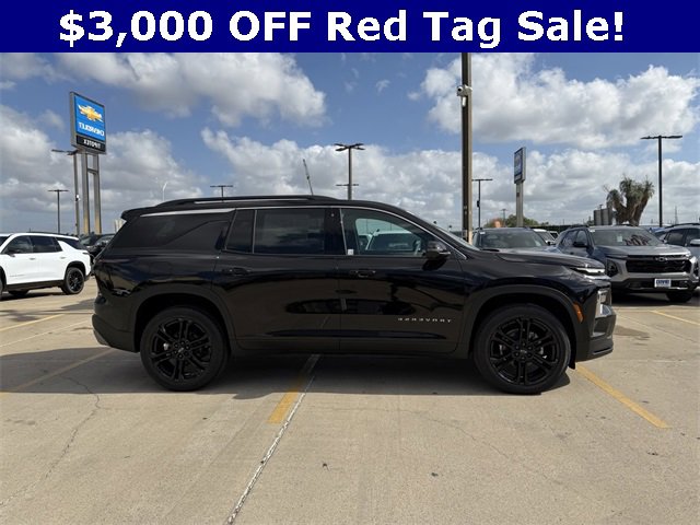 2026 Chevrolet Traverse photo 2